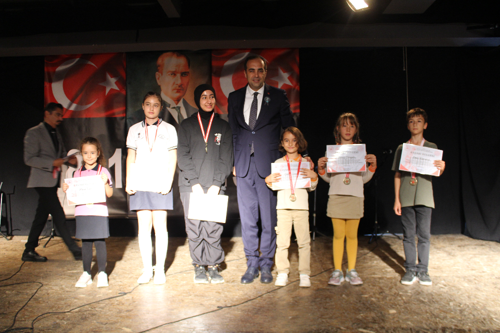 10 KASIM ATATÜRK'Ü ANMA GÜNÜ