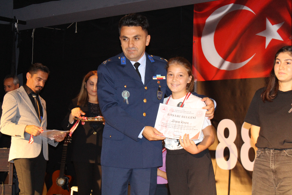 10 KASIM ATATÜRK'Ü ANMA GÜNÜ