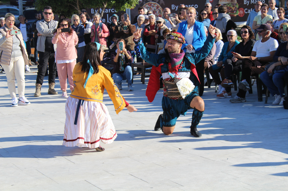 DATÇA ŞARKILARI TANITIM ETKİNLİĞİ