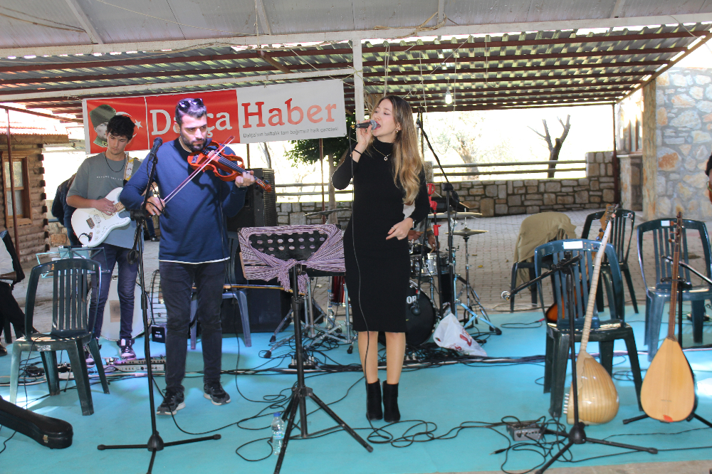 DATÇA ŞARKILARI TANITIM ETKİNLİĞİ