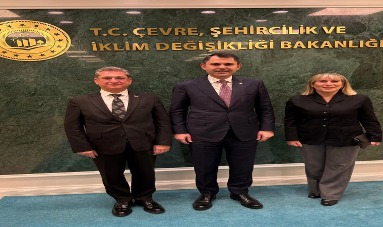 AK PARTİ İL BAŞKANI HALUK LAÇİN VE AYŞEGÜL MUNGAN'DAN BAKAN MURAT KURUM'A ZİYARET