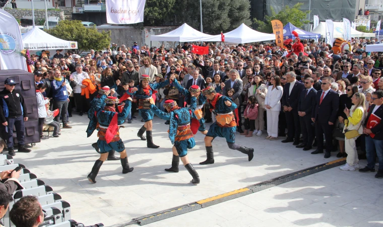 Muğla Valisi İdris Akbıyık,6. Badem Çiçeği Festivali'ne katıldı