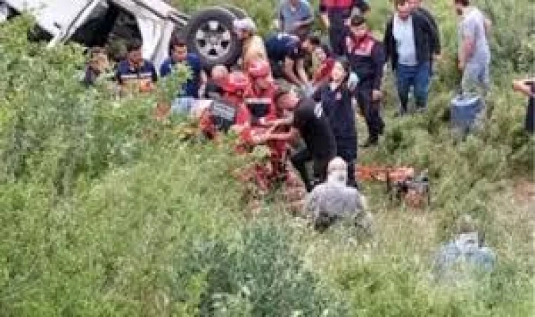 KAMYONET KAZASI: 5 YARALI