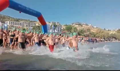 Kulaçlar Cumhuriyetimizin 100.Yılı İçin Atıldı