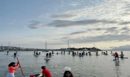 DATÇA ÜLKÜ OCAKLARINDAN PADDLE BOARDİNG SPORCULARINA KAHVALTI İKRAMI