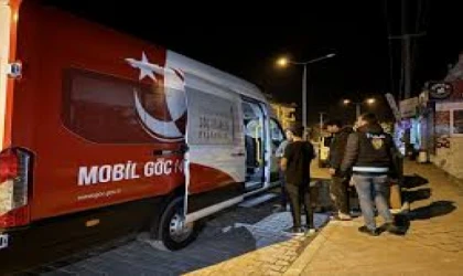 DÜZENSİZ GÖÇMEN OPERASYONU: 19 KİŞİ YAKALANDI