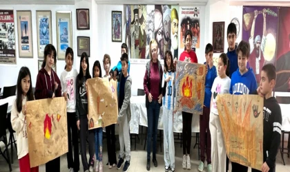 DATÇA’DA ÇOCUKLAR MİTOLOJİ VE AFİŞ TASARIMIYLA BULUŞTU