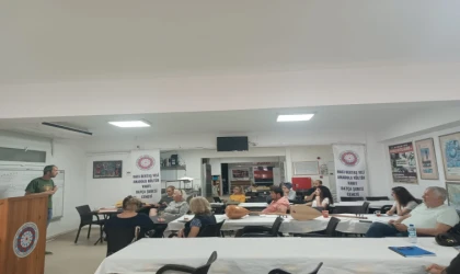 BAĞLAMA DERSLERİ HER PAZAR CEMEVİ’NDE DEVAM EDİYOR