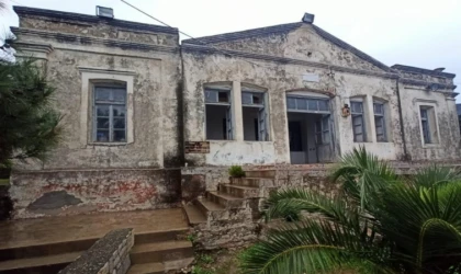 CUMALI MAHALLESİ’NDEKİ TARİHİ İLKOKUL YENİDEN EĞİTİME KAZANDIRILIYOR