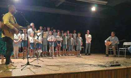 "YAN YANAYIZ" PROJESİ KAPSAMINDA MÜZİK DİNLETİSİ DÜZENLENDİ