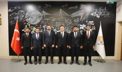 AK PARTİ MUĞLA GENÇLİK KOLLARI’NDA YENİ DÖNEM: MEHMET ALİ KALAY GÖREVE BAŞLADI