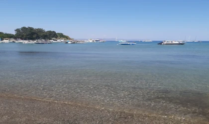 KUMLUK PLAJI MI? KUMLUK LİMANI MI? İHBAR EDİYORUM!..