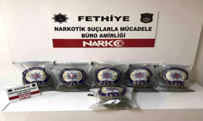 UYUŞTURUCU OPERASYONU: 3 KİŞİ TUTUKLANDI