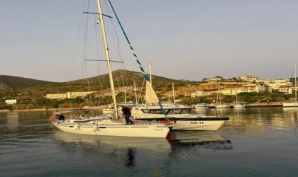 DATÇA AÇIKLARINDA GÖÇMEN KAÇAKÇILIĞI OPERASYONU: 42 DÜZENSİZ GÖÇMEN VE 2 ŞÜPHELİ YAKALANDI