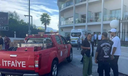 OTELDE BUHAR KAZANI PATLADI: 3 KİŞİ YARALANDI