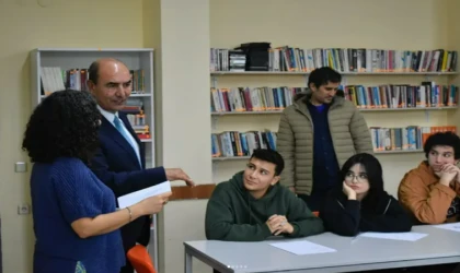 GENÇ AR-GE DATÇA’DA YARATICILIĞA IŞIK TUTTU: LİSE ÖĞRENCİLERİYLE YARATICI YAZMA ATÖLYESİ